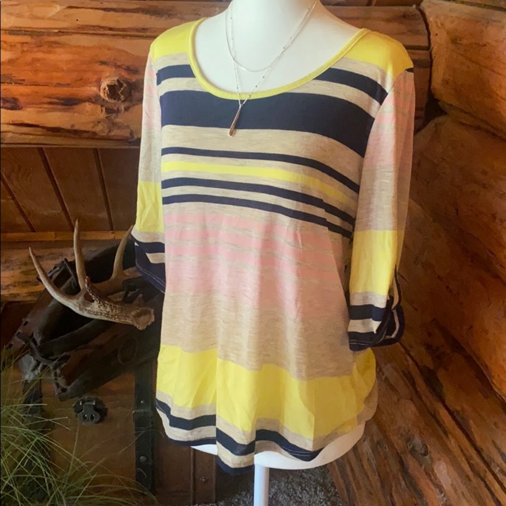 3/4 sleeve with cut out cross cross back